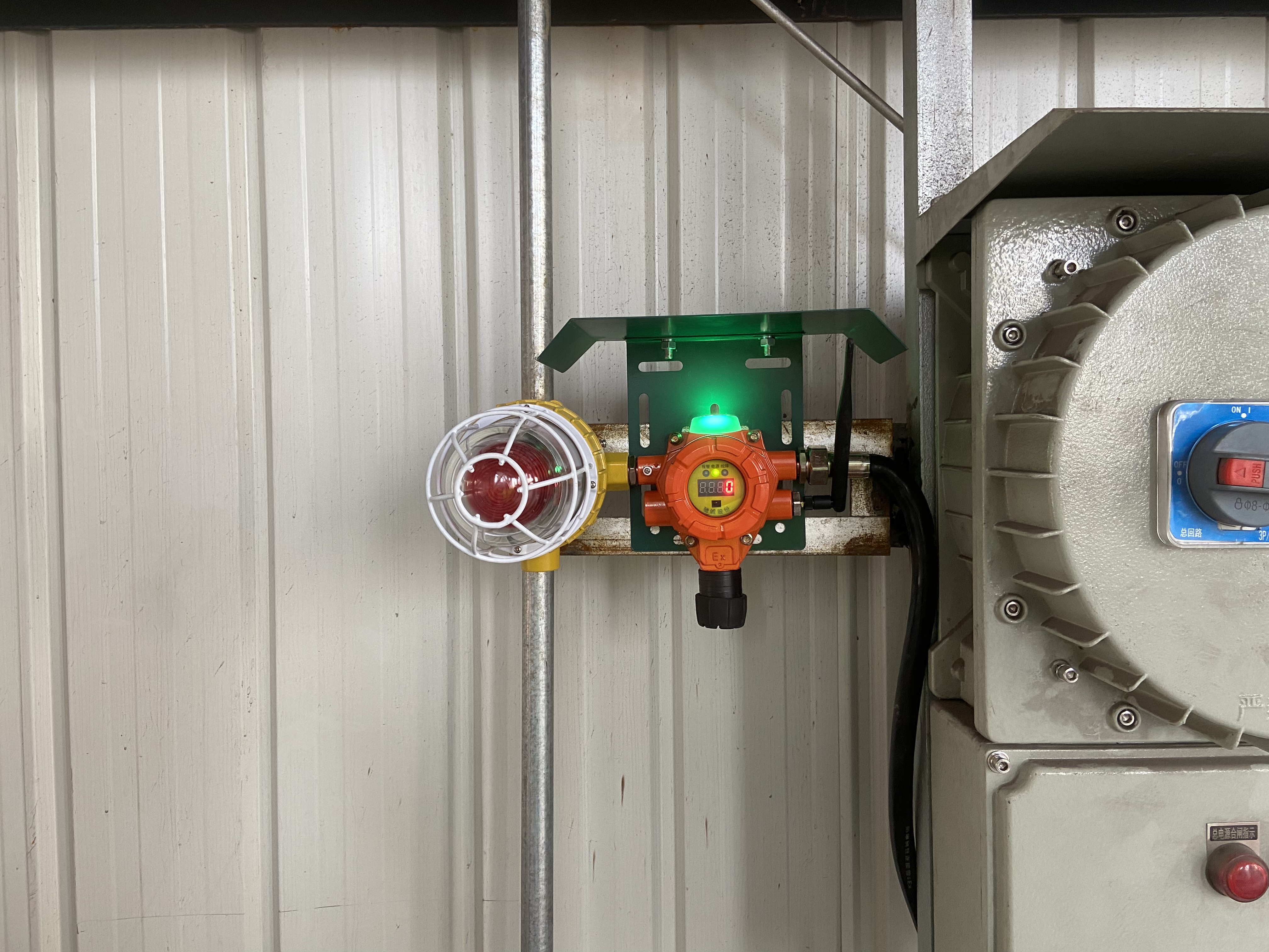 危险化学品罐区安装气体探测器 如何选监测点 怎么装？